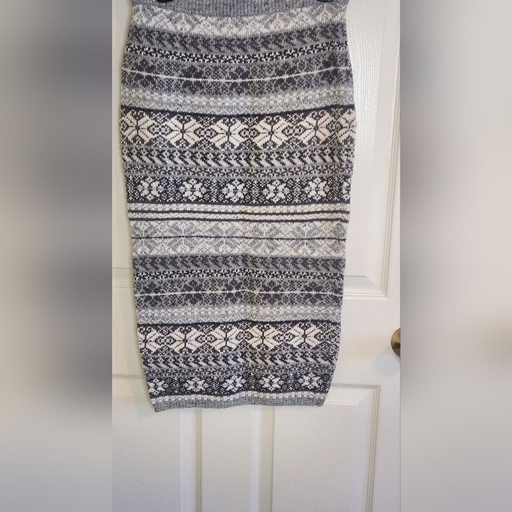 Liz Sport P Gray Elastic Waist Winter Print WOOL Blend Women’s Midi Skirt